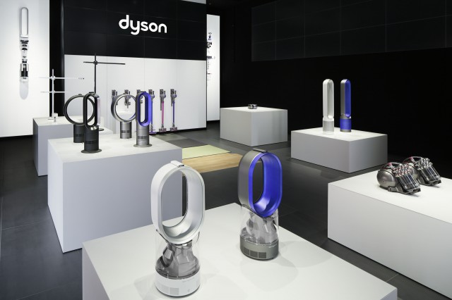 Dyson表参道_店内_3 のコピー